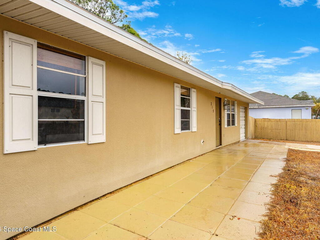 215 Hagerstown Street, Palm Bay, FL 32908