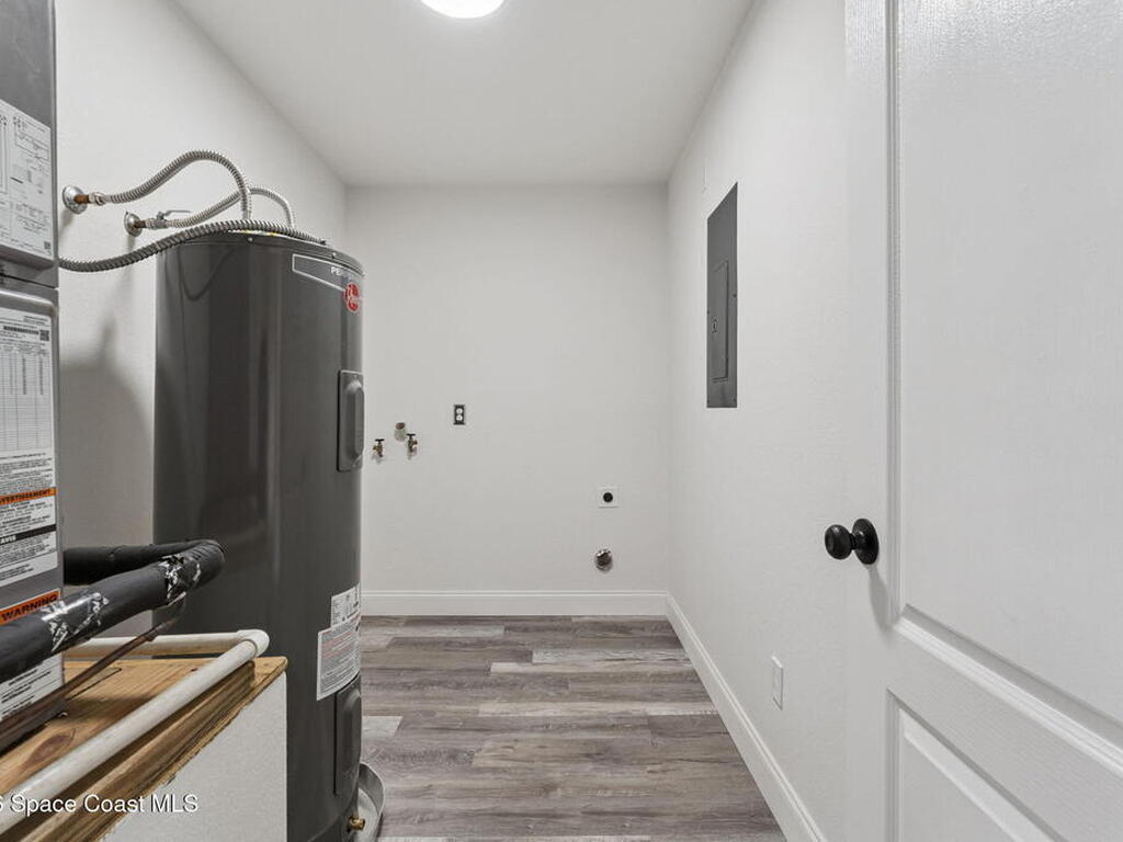 2665 Myrtle Avenue, Mims, FL 32754