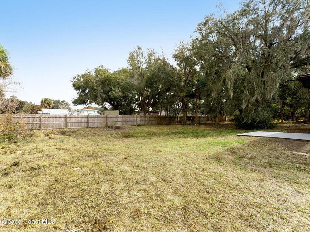 2665 Myrtle Avenue, Mims, FL 32754