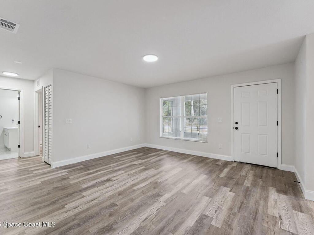 2665 Myrtle Avenue, Mims, FL 32754