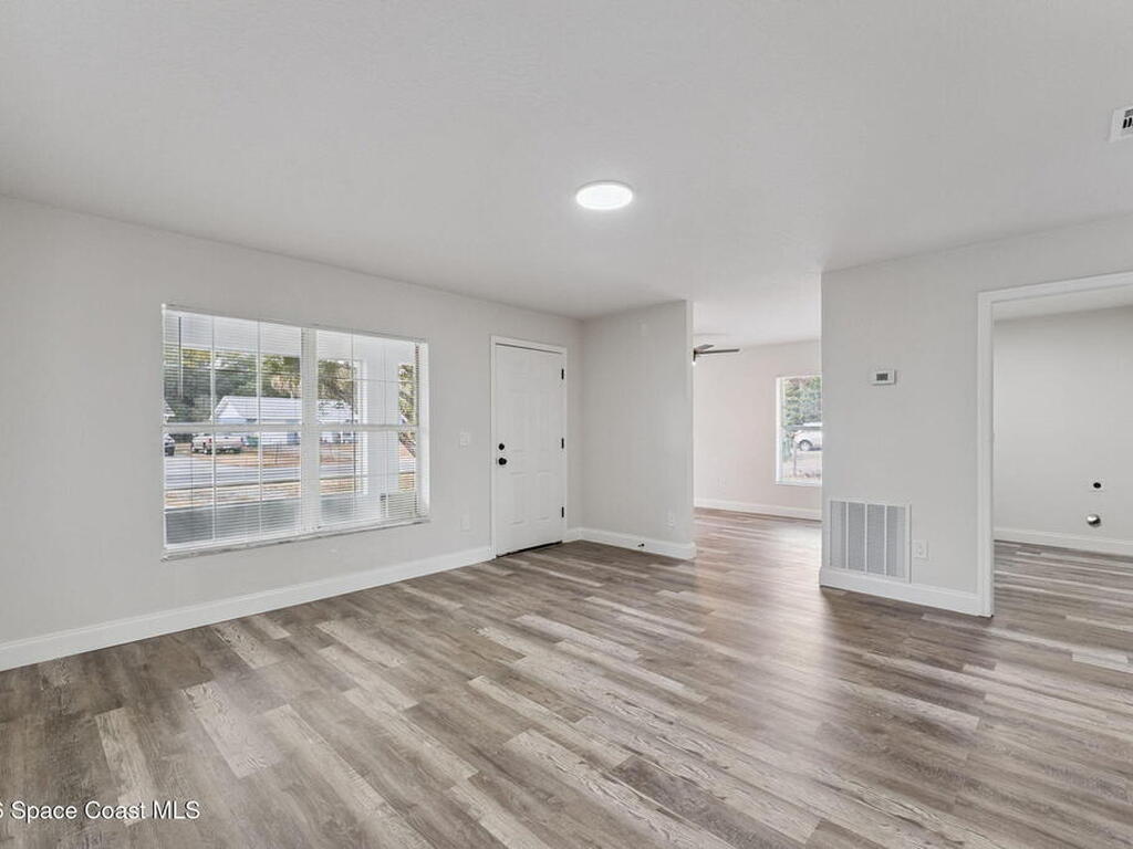 2665 Myrtle Avenue, Mims, FL 32754