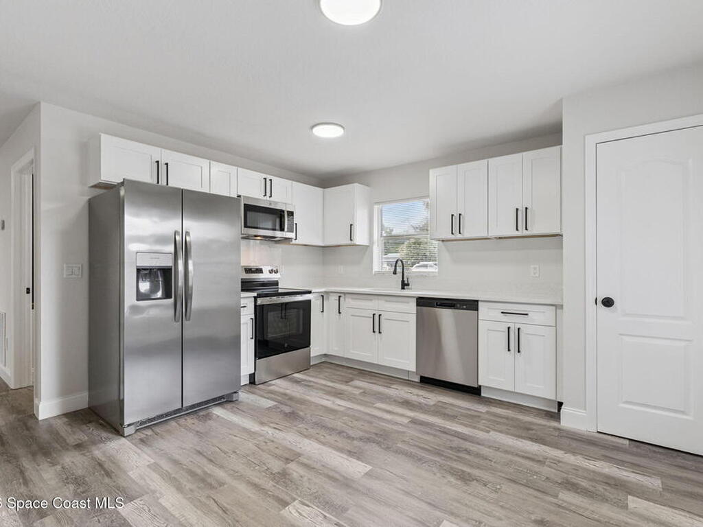 2665 Myrtle Avenue, Mims, FL 32754