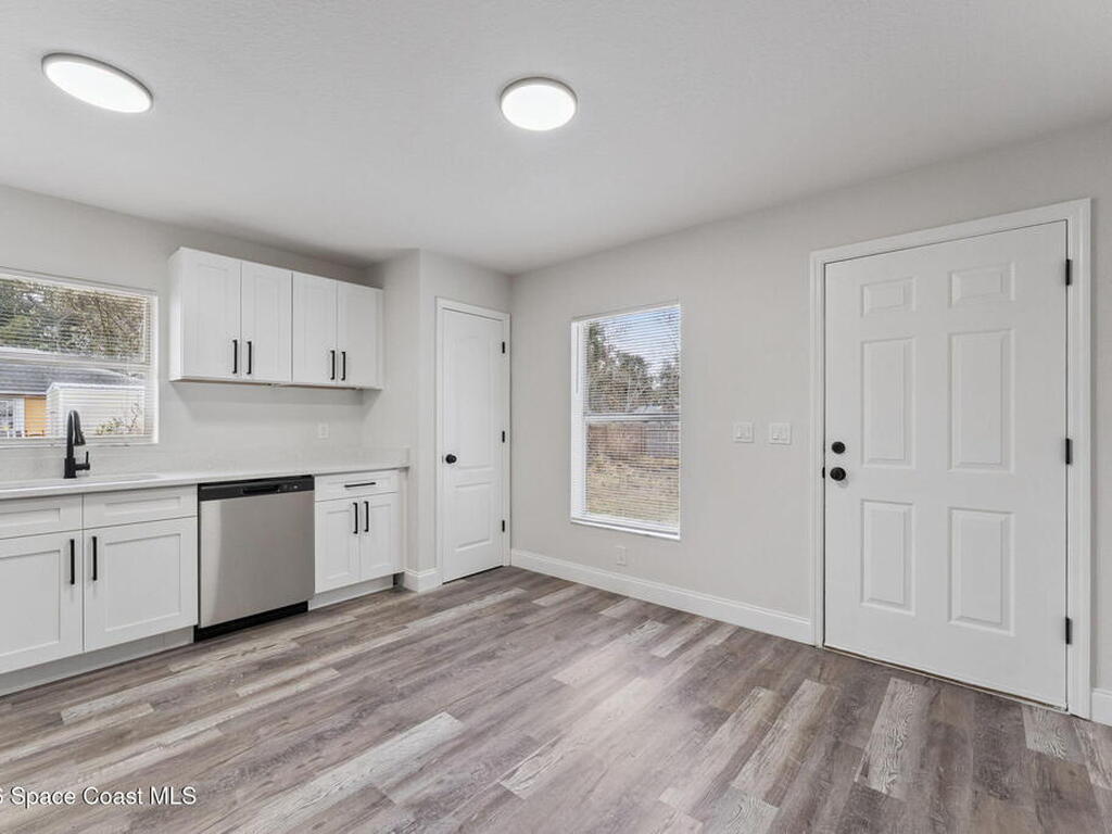 2665 Myrtle Avenue, Mims, FL 32754