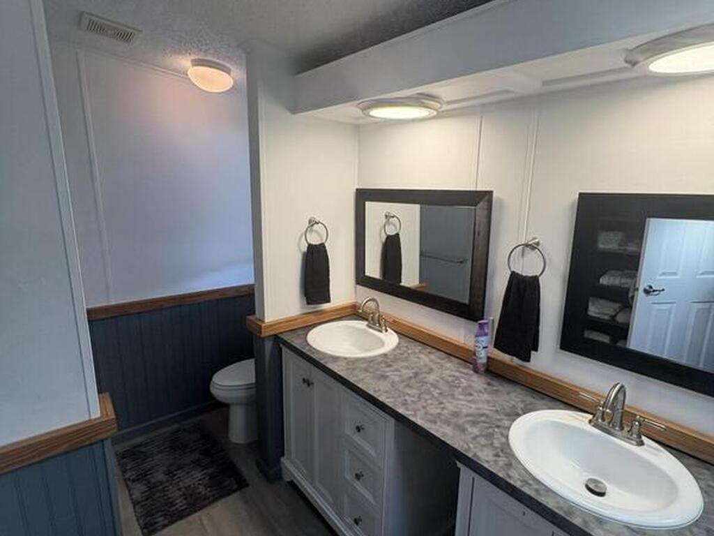 7625 Longhorn Avenue, Micco, FL 32976