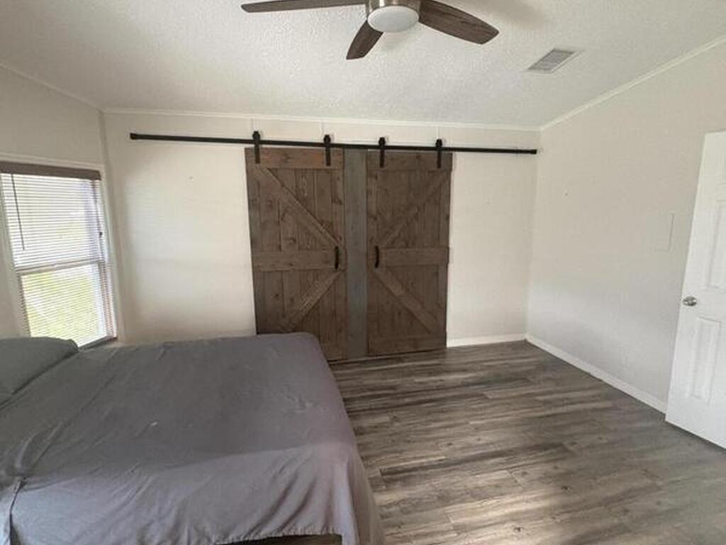 7625 Longhorn Avenue, Micco, FL 32976