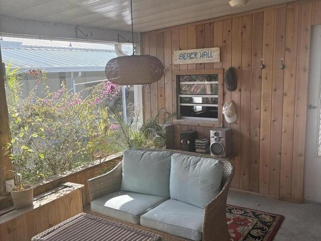 7625 Longhorn Avenue, Micco, FL 32976