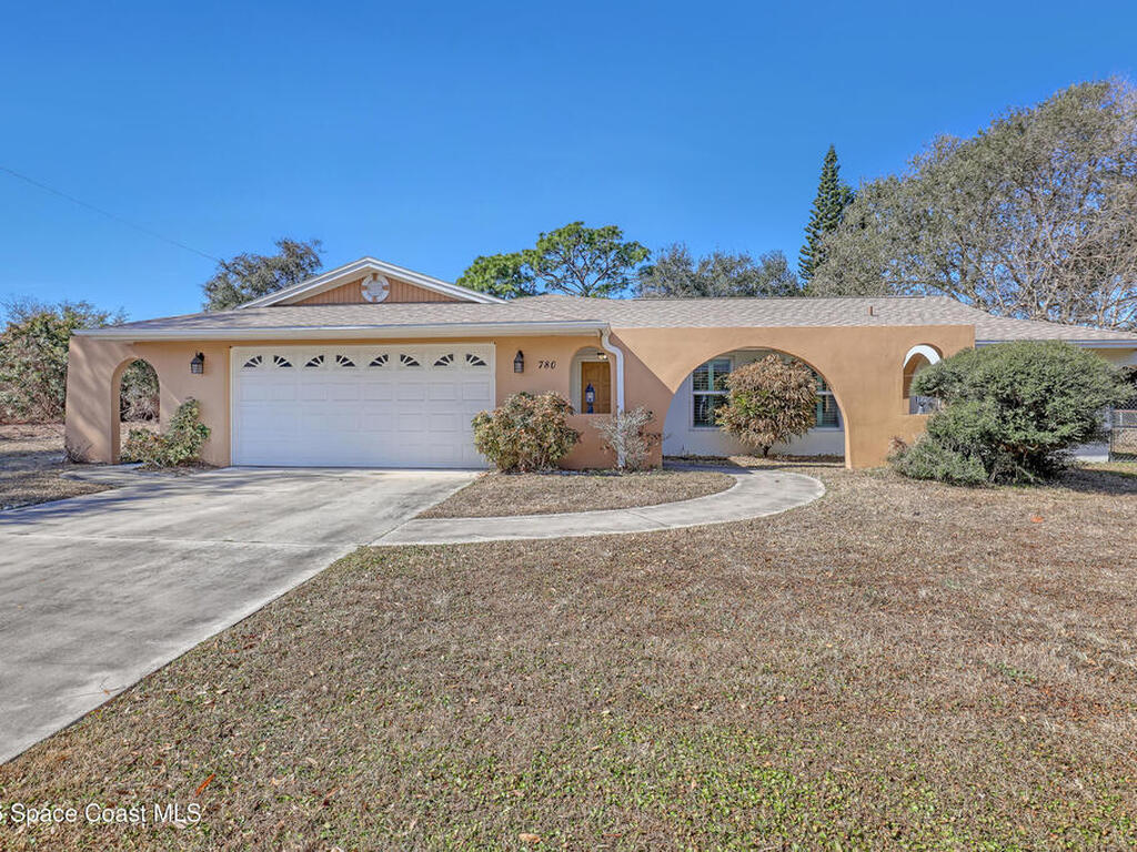 780 Baracoa Avenue, Palm Bay, FL 32905