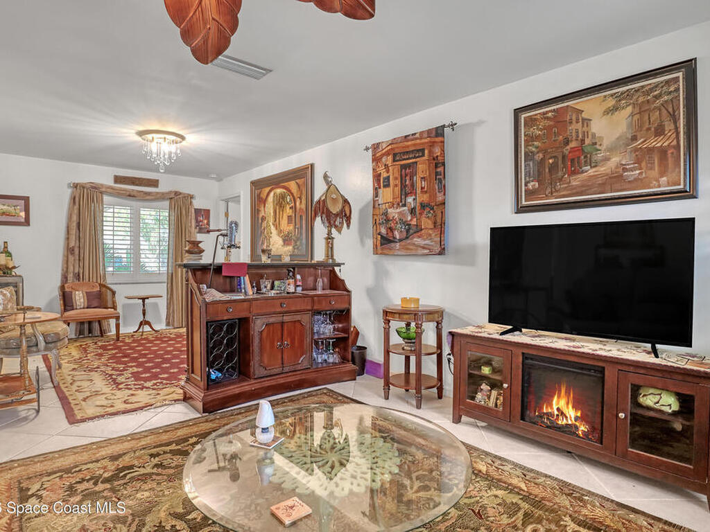 780 Baracoa Avenue, Palm Bay, FL 32905