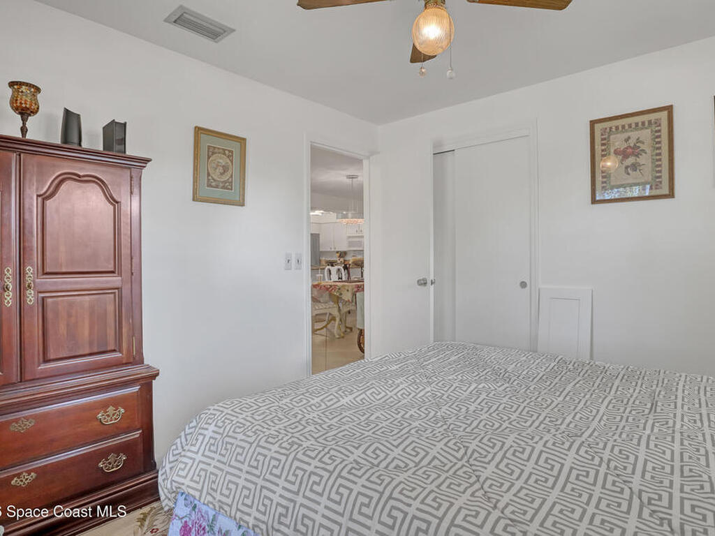 780 Baracoa Avenue, Palm Bay, FL 32905