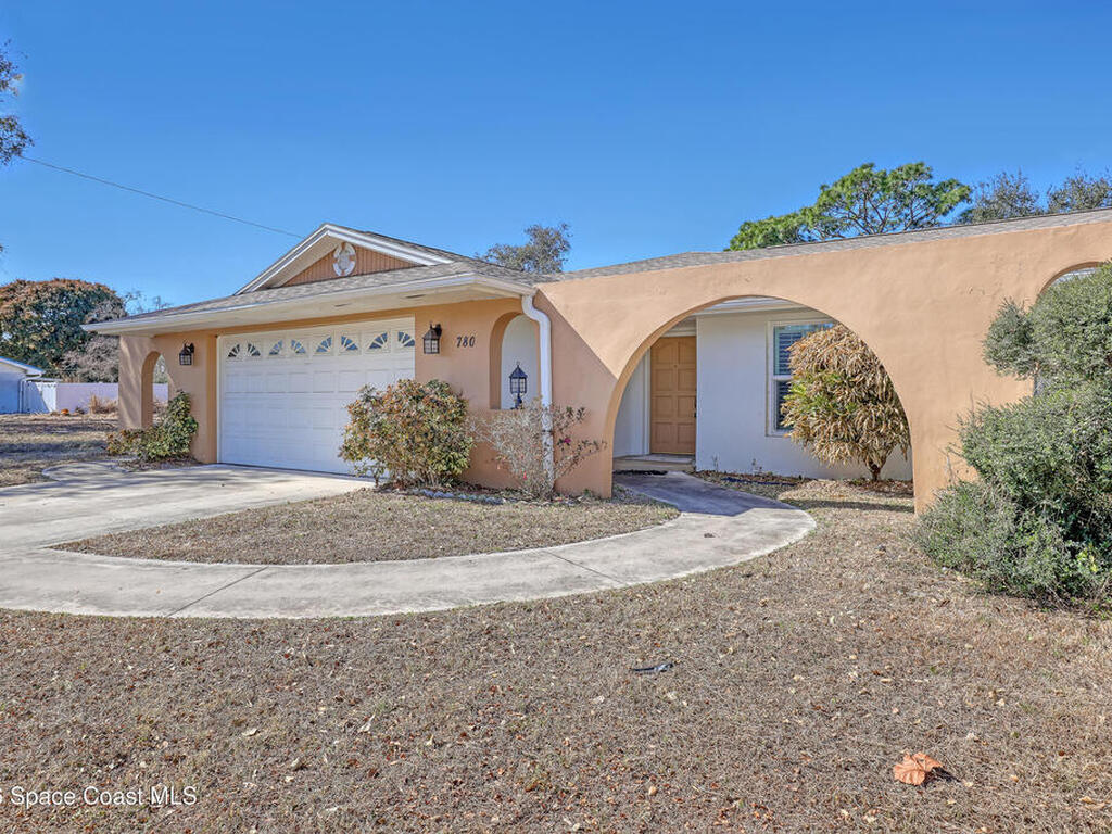 780 Baracoa Avenue, Palm Bay, FL 32905