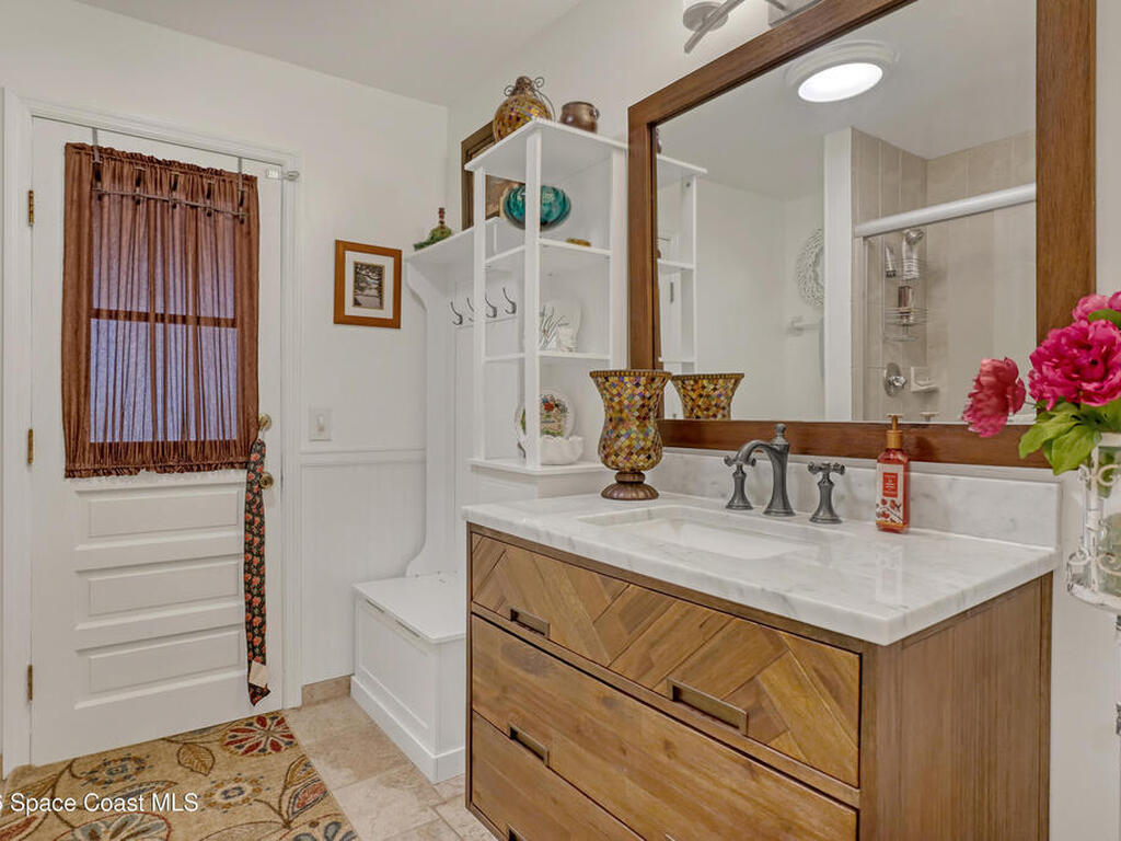 780 Baracoa Avenue, Palm Bay, FL 32905