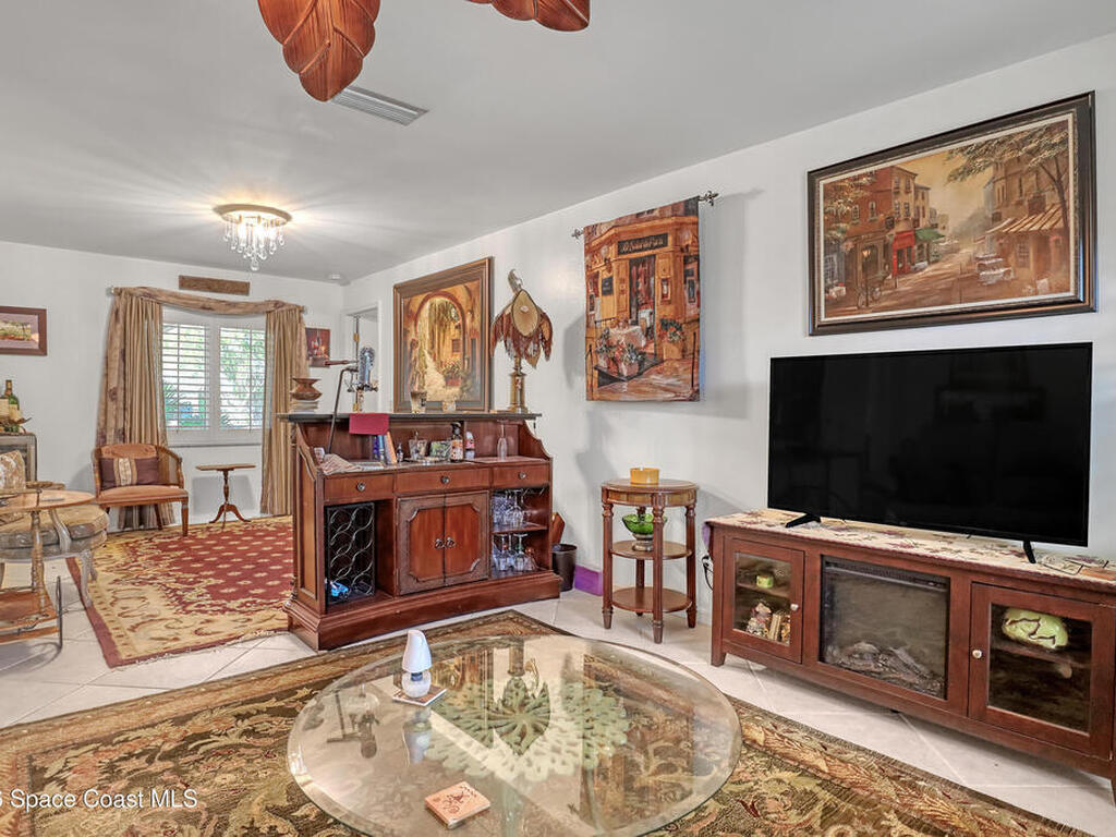 780 Baracoa Avenue, Palm Bay, FL 32905