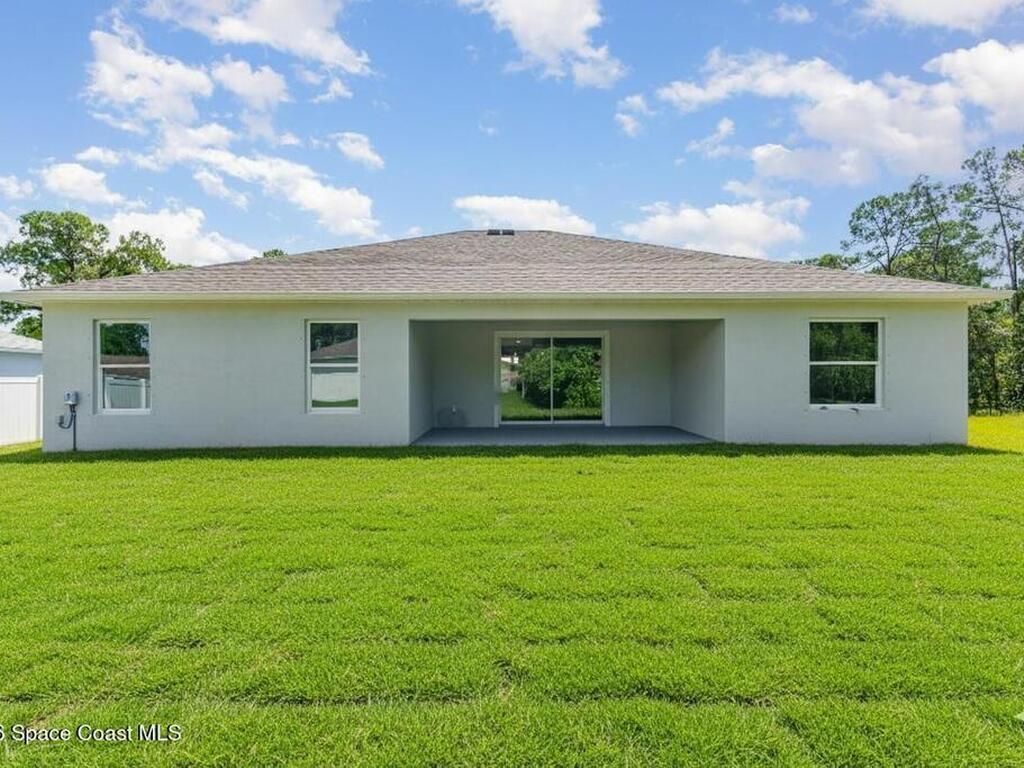 1526 Holcomb Street, Palm Bay, FL 32907