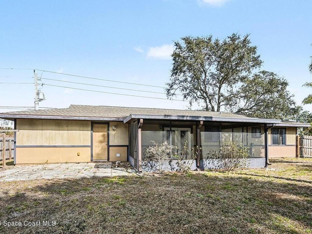 152 Americana Boulevard, Palm Bay, FL 32907