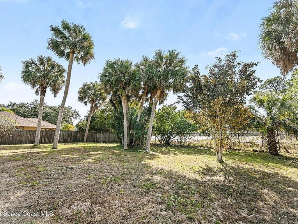 152 Americana Boulevard, Palm Bay, FL 32907