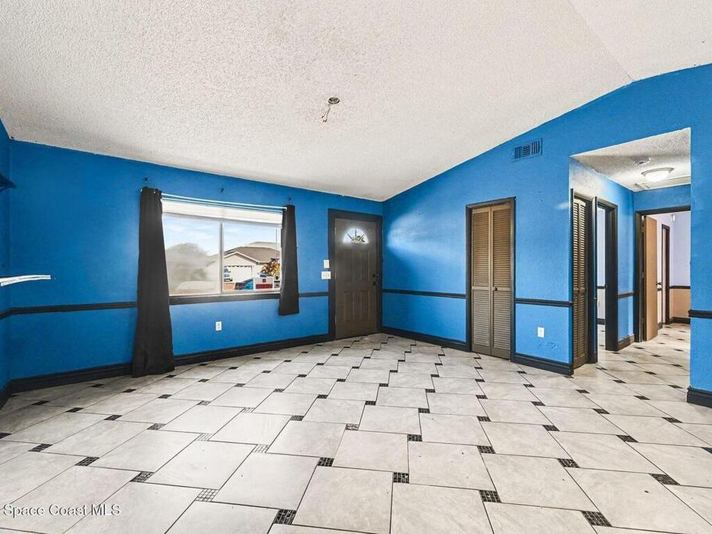 152 Americana Boulevard, Palm Bay, FL 32907