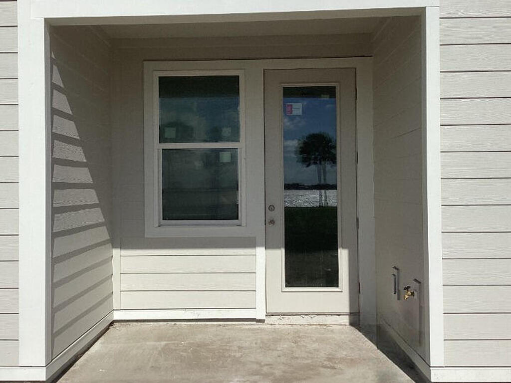 1239 Bluewater Lane, Rockledge, FL 32955