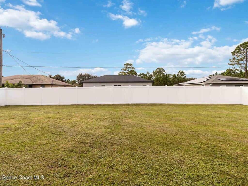 2840 Fontainebleau Avenue, Palm Bay, FL 32909