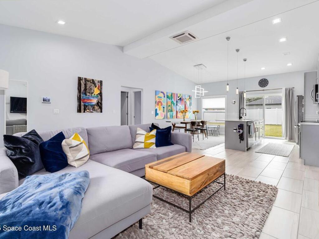 2840 Fontainebleau Avenue, Palm Bay, FL 32909