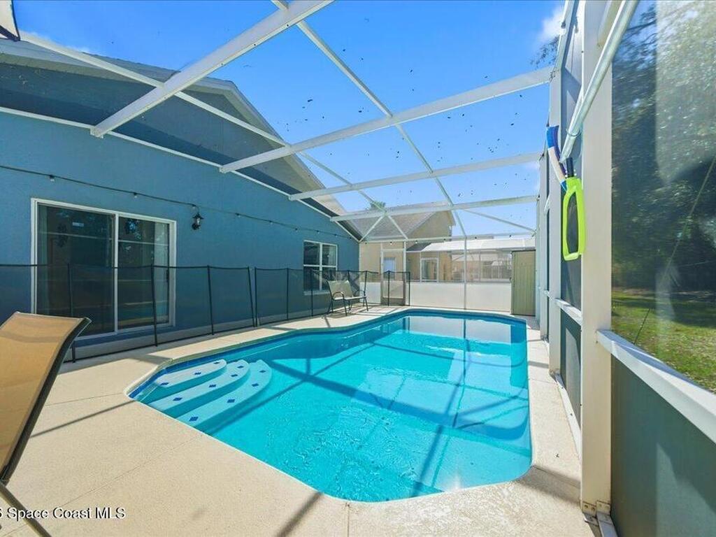 632 Bloomingdale Drive, Davenport, FL 33897