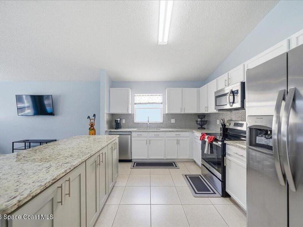 632 Bloomingdale Drive, Davenport, FL 33897