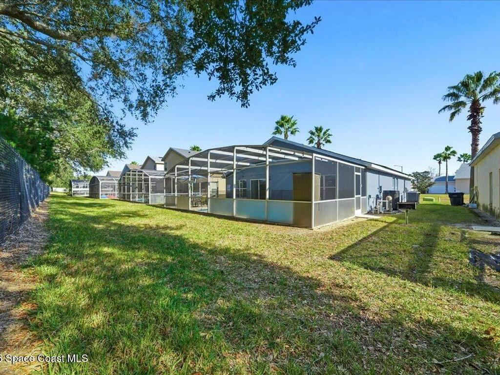 632 Bloomingdale Drive, Davenport, FL 33897