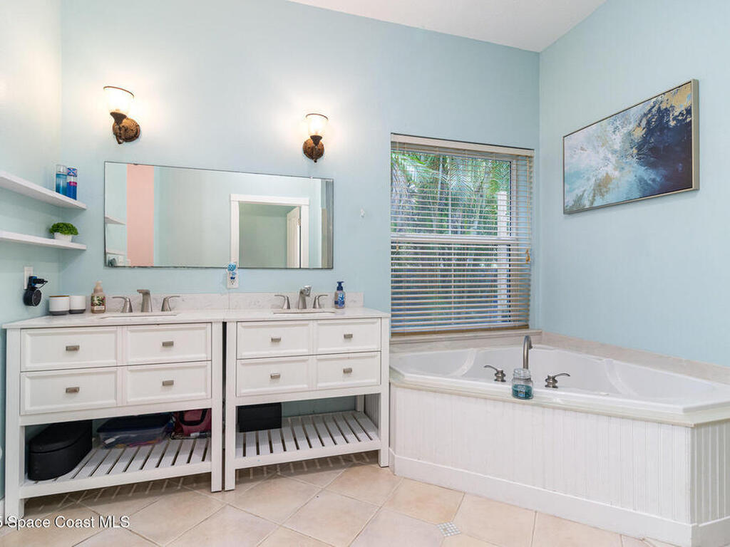 210 Pelican Drive, Melbourne Beach, FL 32951