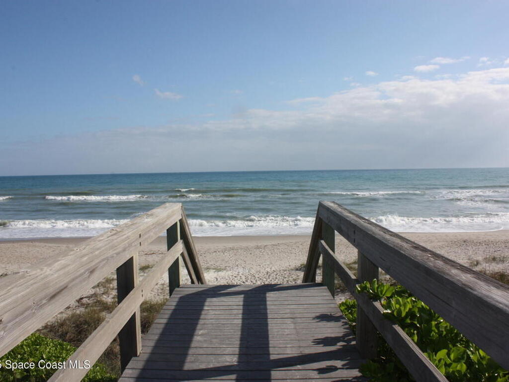 210 Pelican Drive, Melbourne Beach, FL 32951