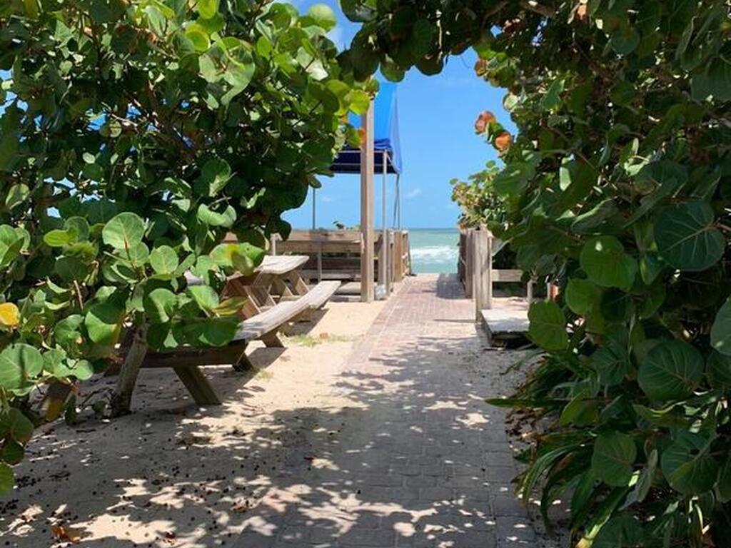 210 Pelican Drive, Melbourne Beach, FL 32951