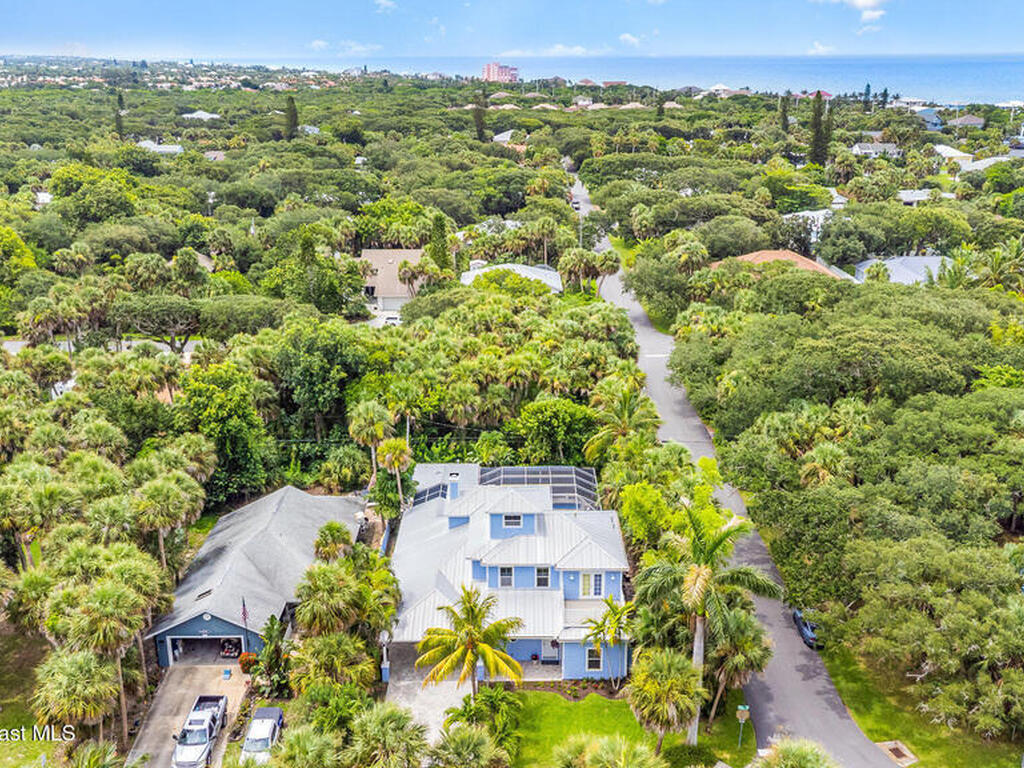 210 Pelican Drive, Melbourne Beach, FL 32951