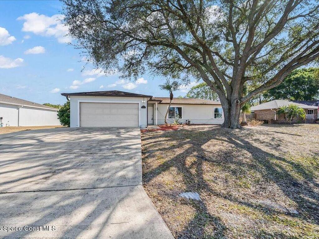 2185 Rockabye Avenue, Palm Bay, FL 32909