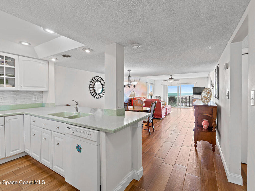 3060 N Atlantic Avenue, Cocoa Beach, FL 32931