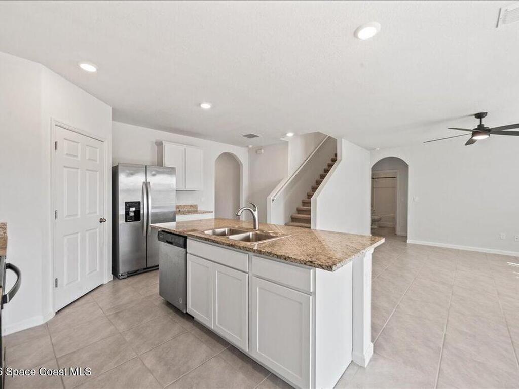 870 Remington Green Drive, Palm Bay, FL 32909