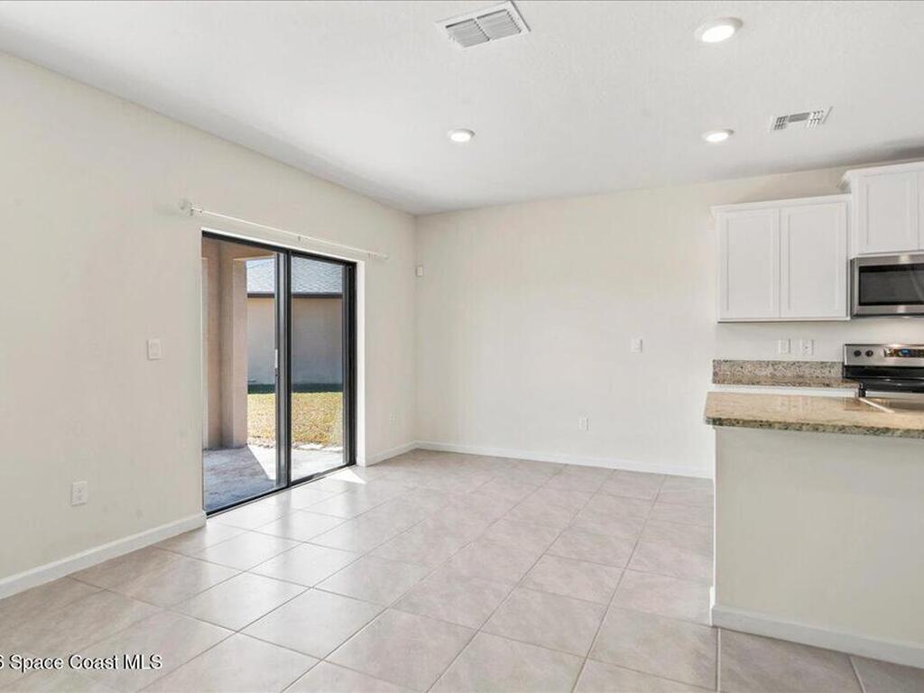 870 Remington Green Drive, Palm Bay, FL 32909