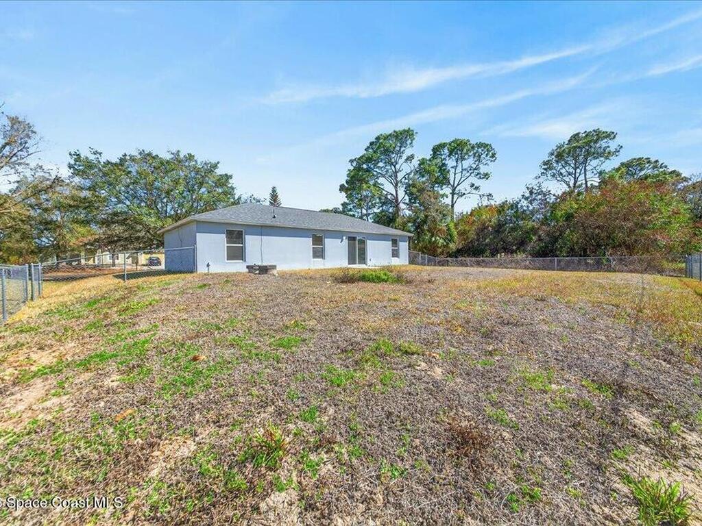 132 Hilton Avenue, Palm Bay, FL 32907