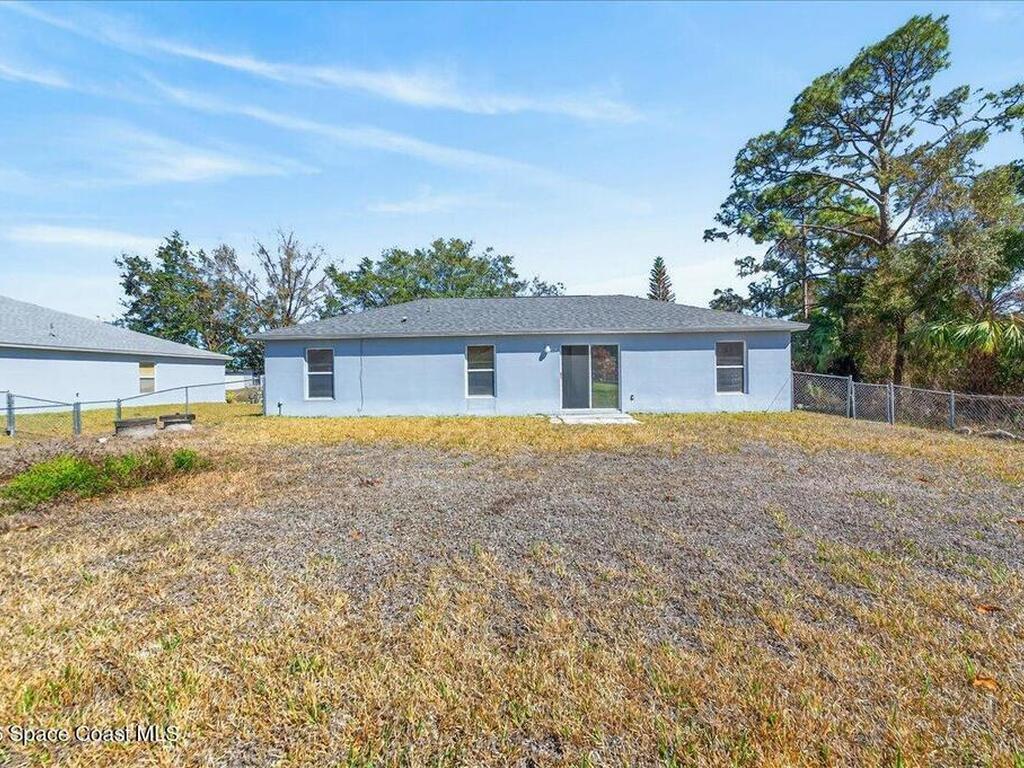 132 Hilton Avenue, Palm Bay, FL 32907