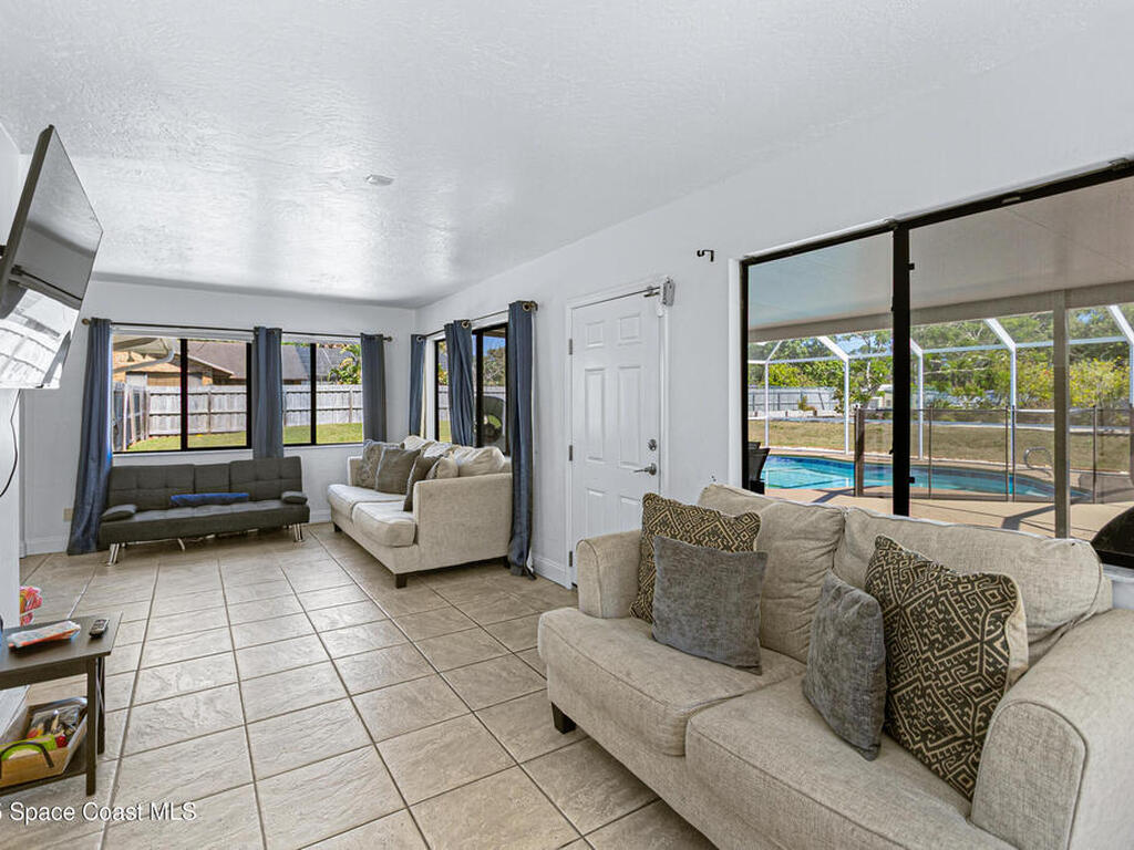 1814 Oak Drive, Rockledge, FL 32955