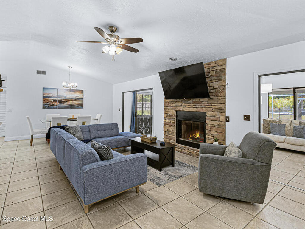 1814 Oak Drive, Rockledge, FL 32955