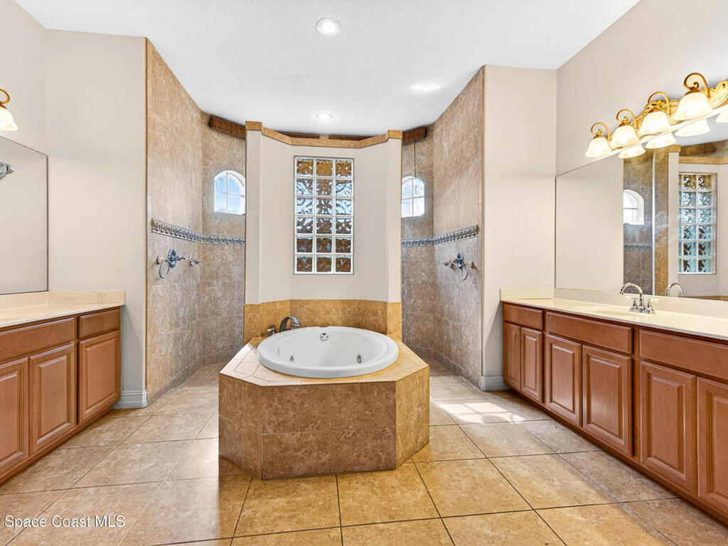 5911 Herons Landing Drive, Rockledge, FL 32955