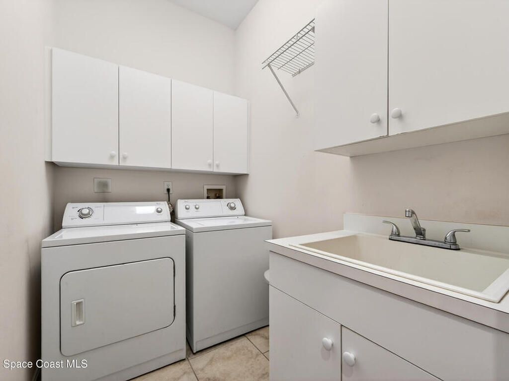 5911 Herons Landing Drive, Rockledge, FL 32955