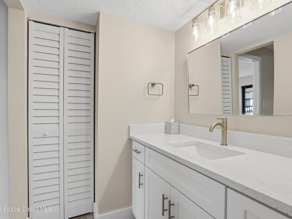 425 Catamaran Drive, Merritt Island, FL 32952