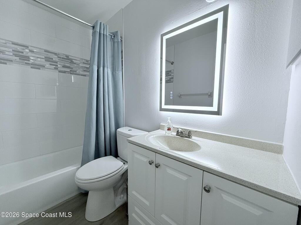 1030 Abada Court, Palm Bay, FL 32905