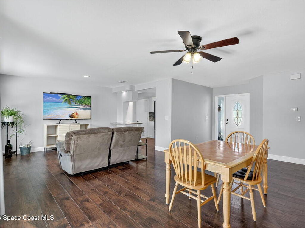 1610 SE Burning Lane, Port St. Lucie, FL 34952