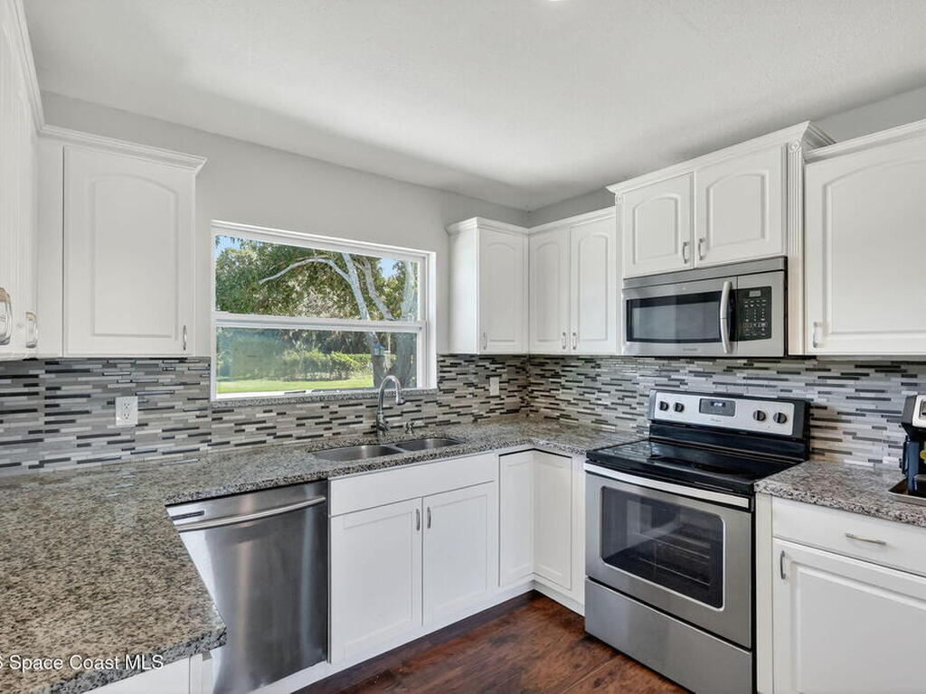 1610 SE Burning Lane, Port St. Lucie, FL 34952