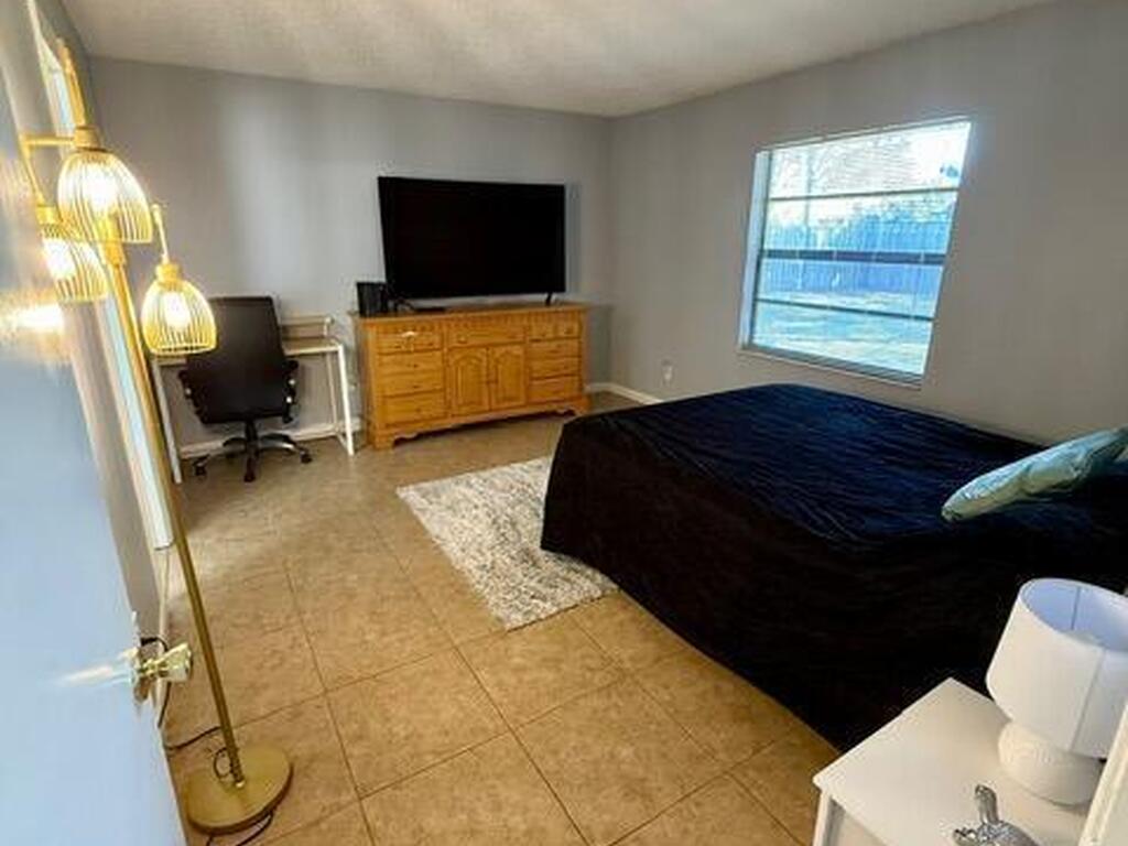 1399 Eldron Boulevard, Palm Bay, FL 32909