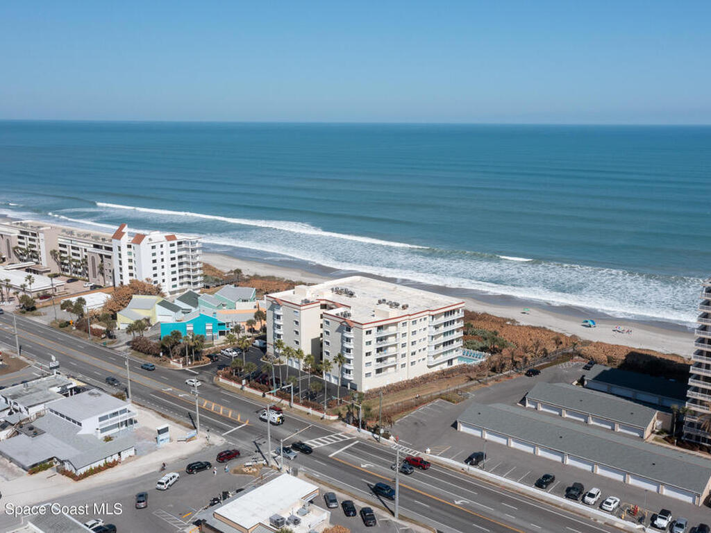 925 N Highway A1a, Indialantic, FL 32903
