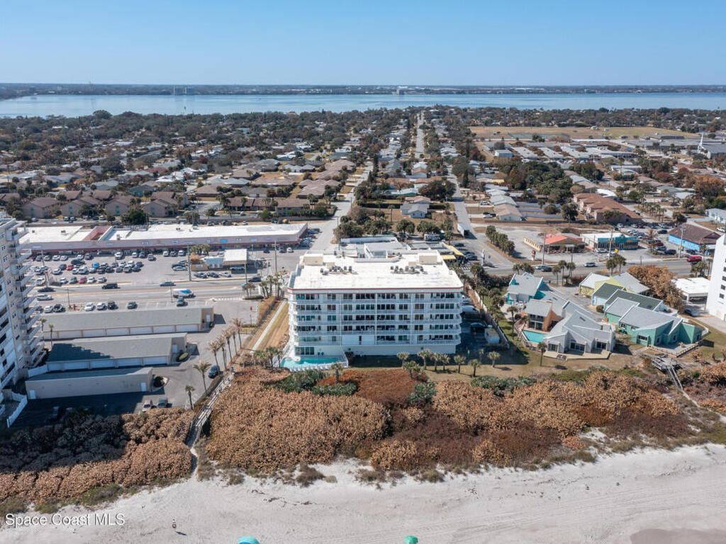 925 N Highway A1a, Indialantic, FL 32903