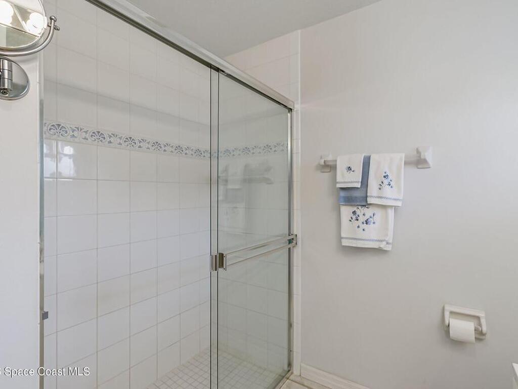 2446 Oakcrest Lane, Melbourne, FL 32904