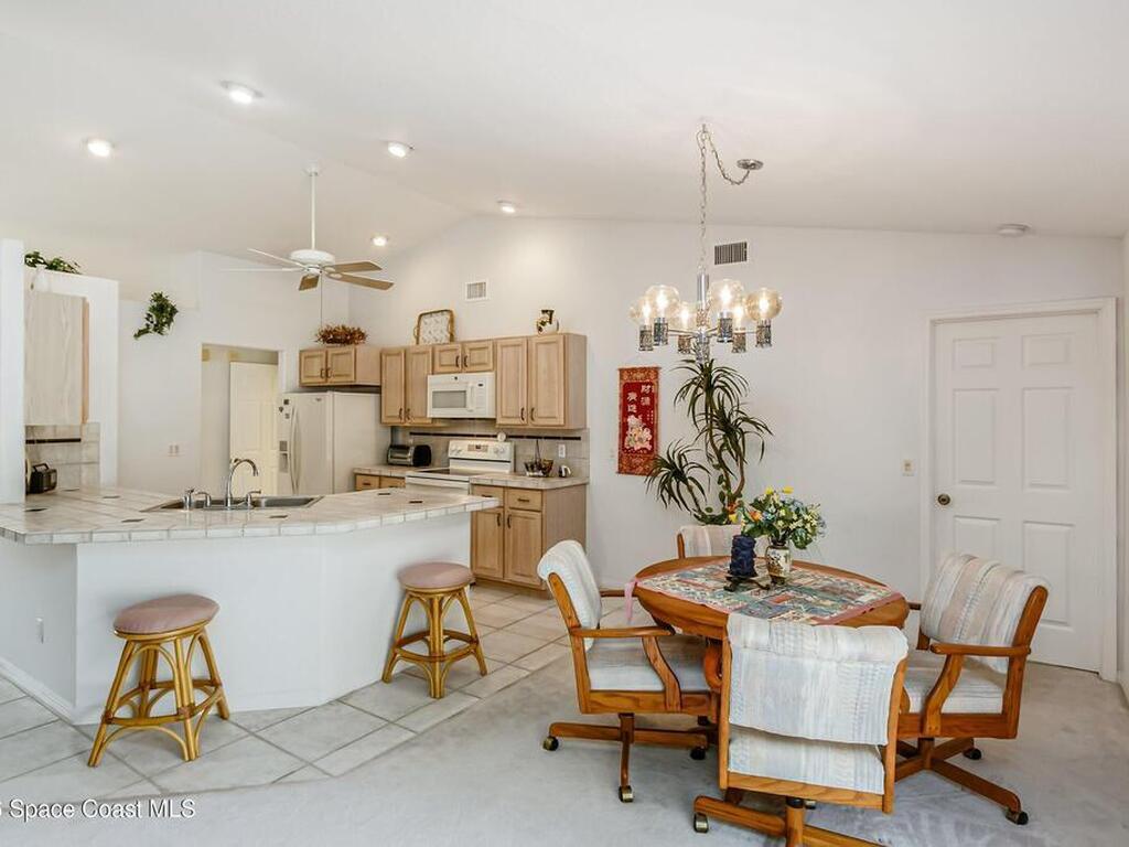 2446 Oakcrest Lane, Melbourne, FL 32904