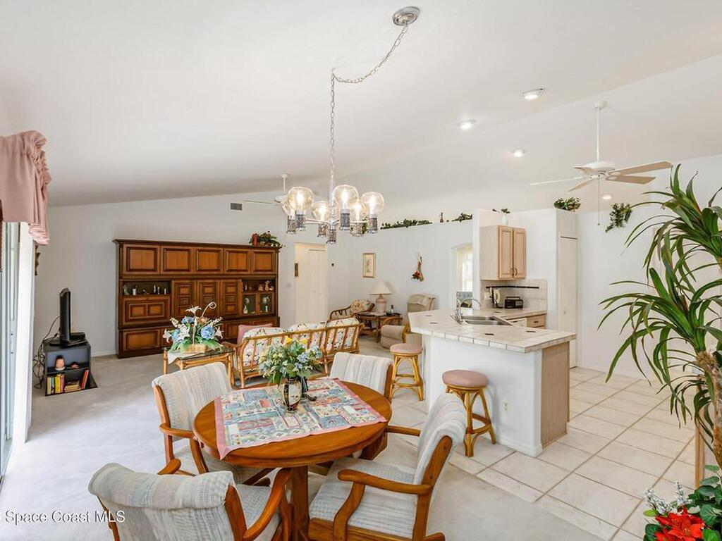 2446 Oakcrest Lane, Melbourne, FL 32904